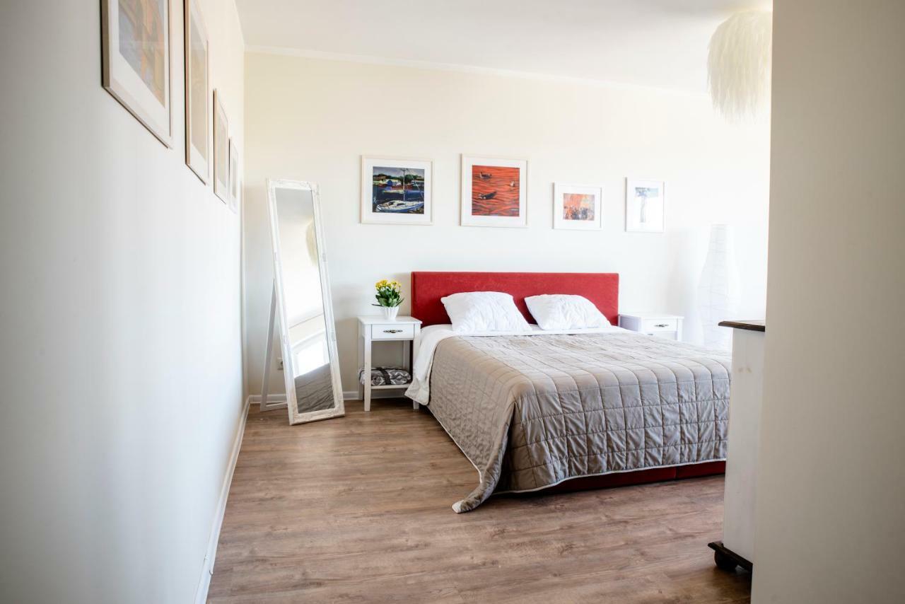 Downtown Apartment Liepaja Luaran gambar